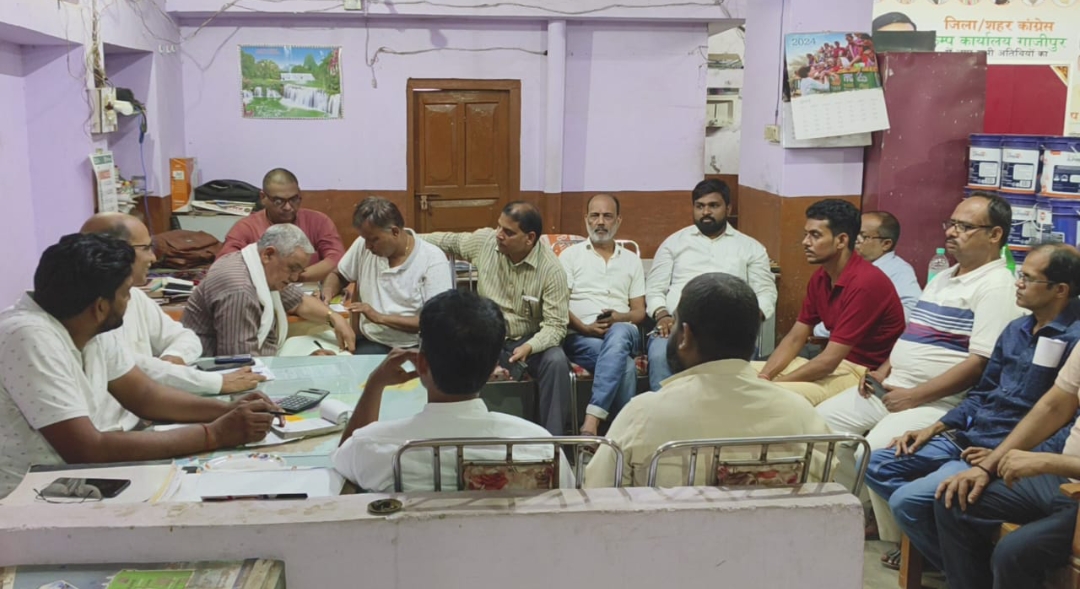 नगर की समस्याओं को लेकर सड़क पर लड़ाई लड़ेगी कांग्रेस संदीप विश्वकर्मा