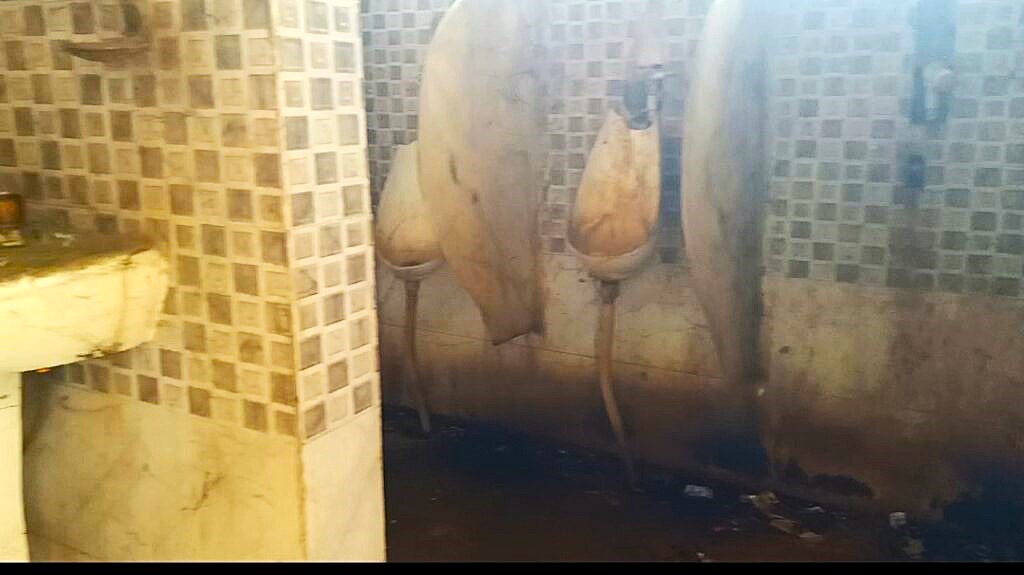 स्वच्छ भारत की गंदी तस्वीर का दृश्य आया सामने