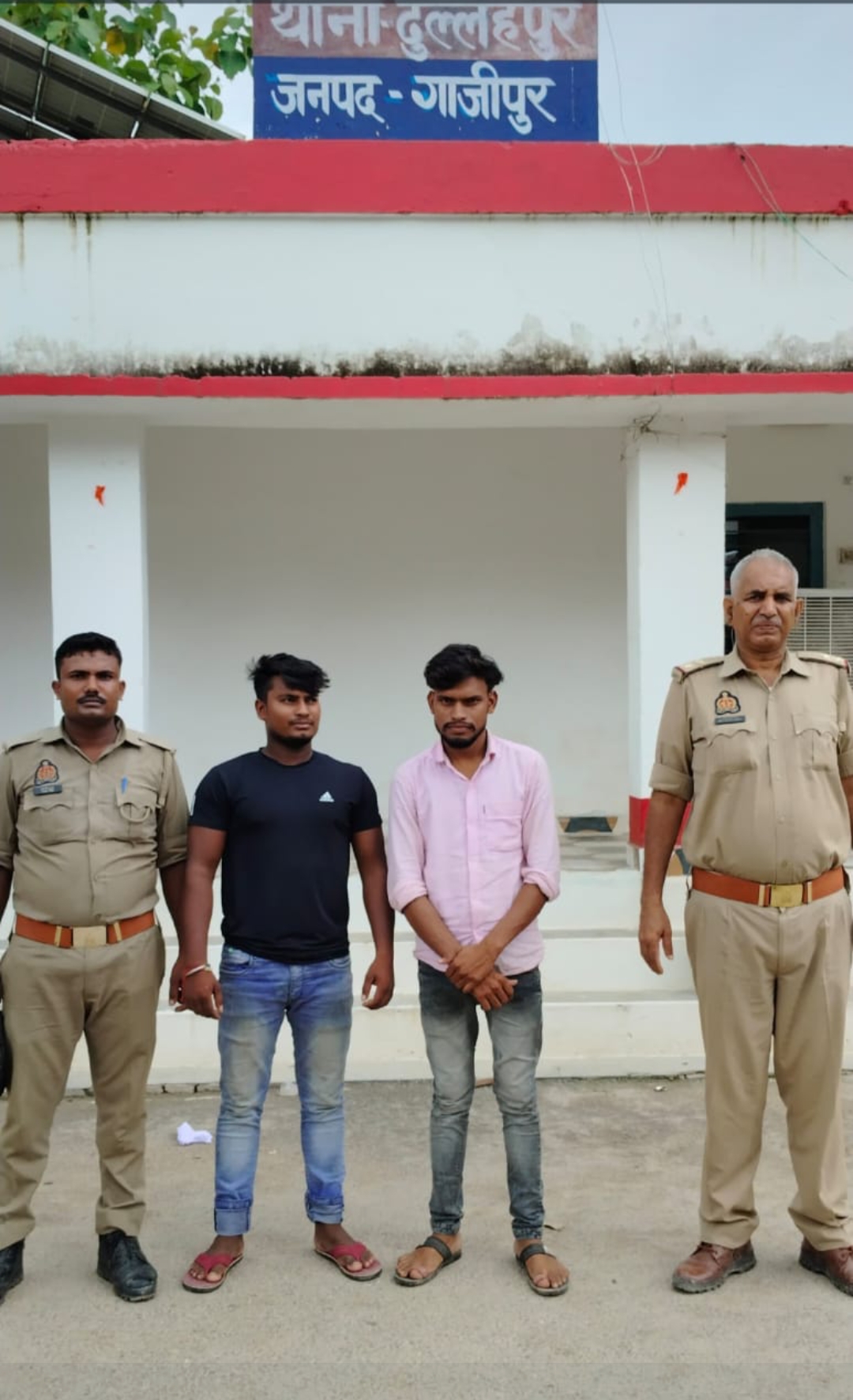 अंबेडकर साहब की मूर्ति को खंडित करने वाले दो अभियुक्त हुए गिरफ्तार