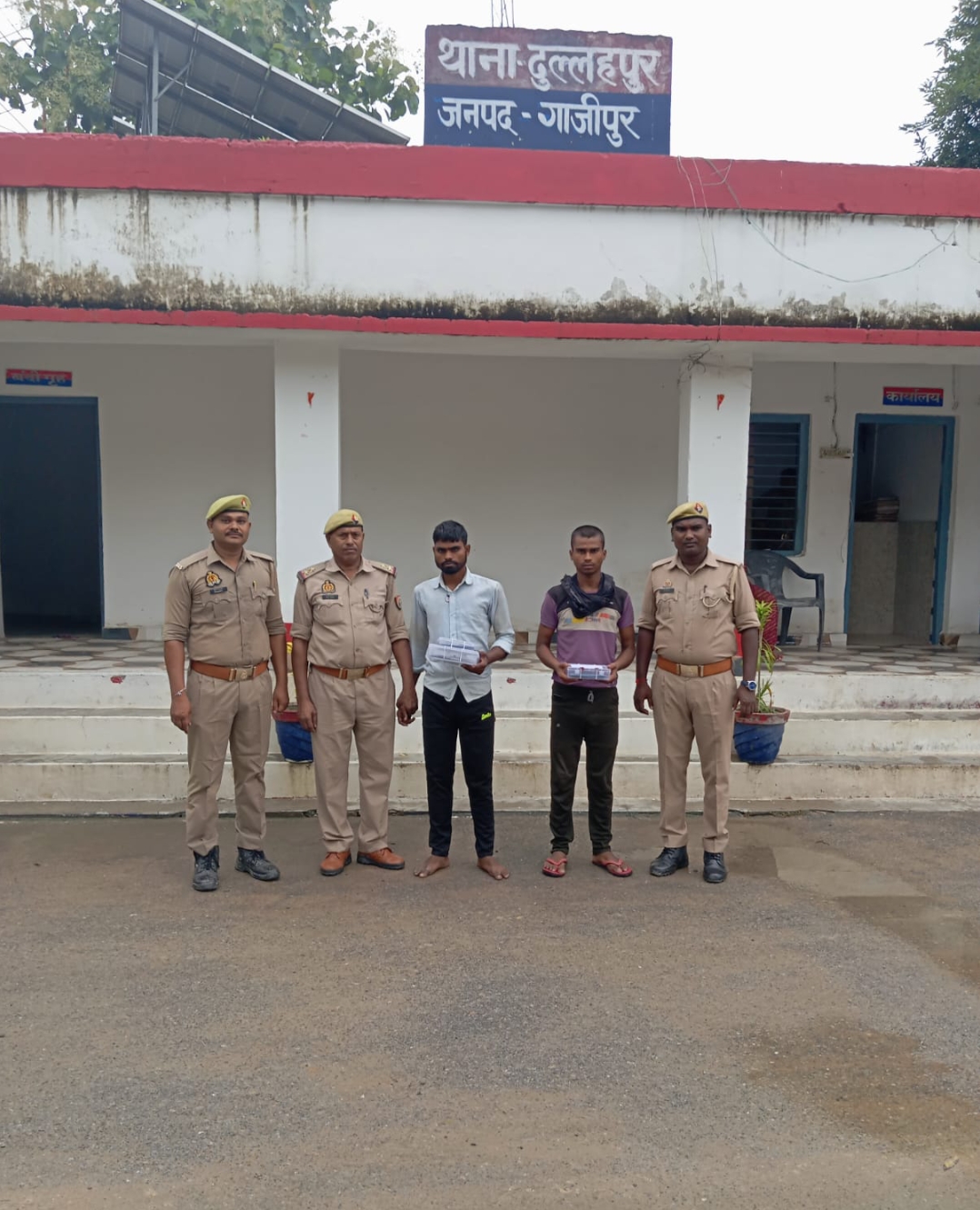 1 दिन पहले हुए हार्डवेयर की दुकान पर चोरी का पुलिस ने कर दिया खुलासा