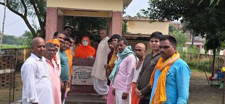 भाजपा सेवा पखवाड़ा अंतर्गत स्वामी सहजानंद की जन्म स्थली पर  चलाया गया स्वच्छता अभियान