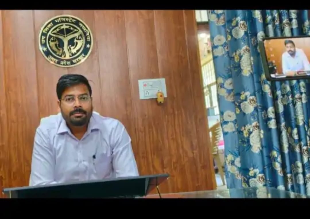 जखनियां में लेखपाल को एसडीएम ने किया निलंबितः शिकायत को बिना जांच के अधिकारी को किया प्रेषित,