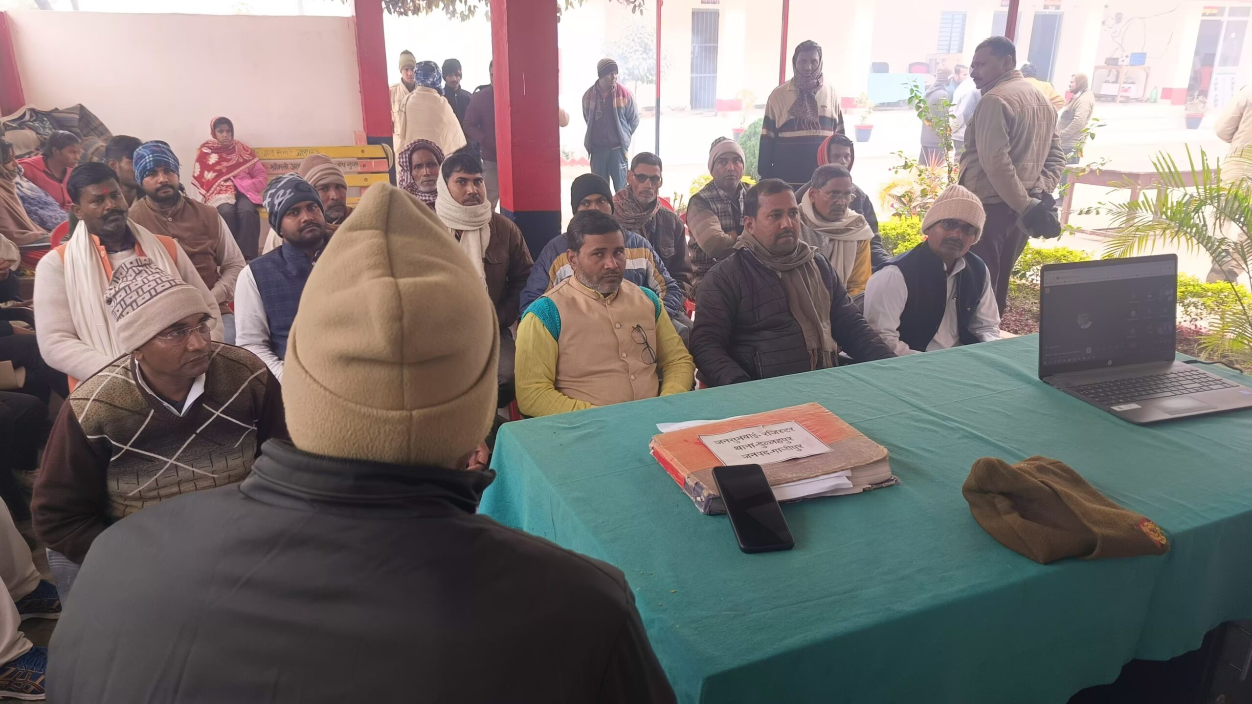 बीजेपी पूर्व प्रदेश कार्यकारणी सदस्य के ऊपर जान लेवा हमला, बाल बाल बचे राम लखन मौर्य, बीजेपी प्रतिनिधि मंडल थाने पहुंच कर अज्ञात हमलावरों के खिलाफ दर्ज कराई रिपोर्ट