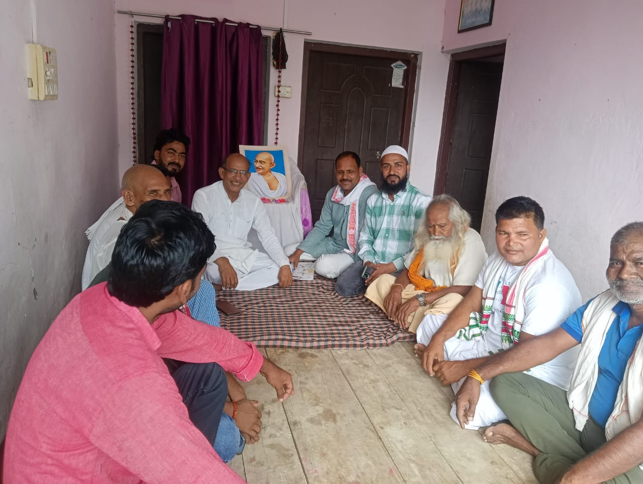 महात्मा गांधी और शास्त्री जी की दूरगामी सोच तथा कुशल नेतृत्व ही आधुनिक भारत की नीव डॉ जनक कुशवाहा